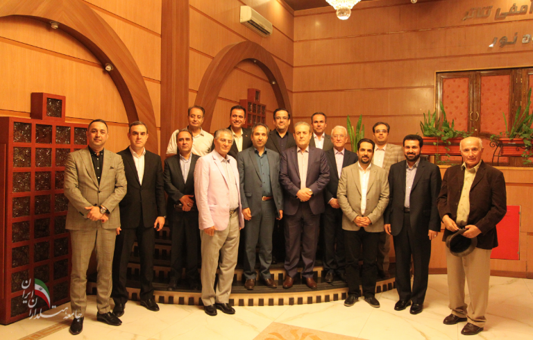 نشست اعضای هیات‌مدیره جامعه هتلداران ایران با مدیران عامل گروه‌های هتلداری - تصویر 21