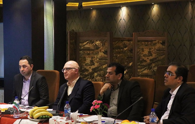 آخرین نشست اعضای کمیته برنامه‌ریزی جامعه هتلداران ایران در سال 97 - تصویر 13