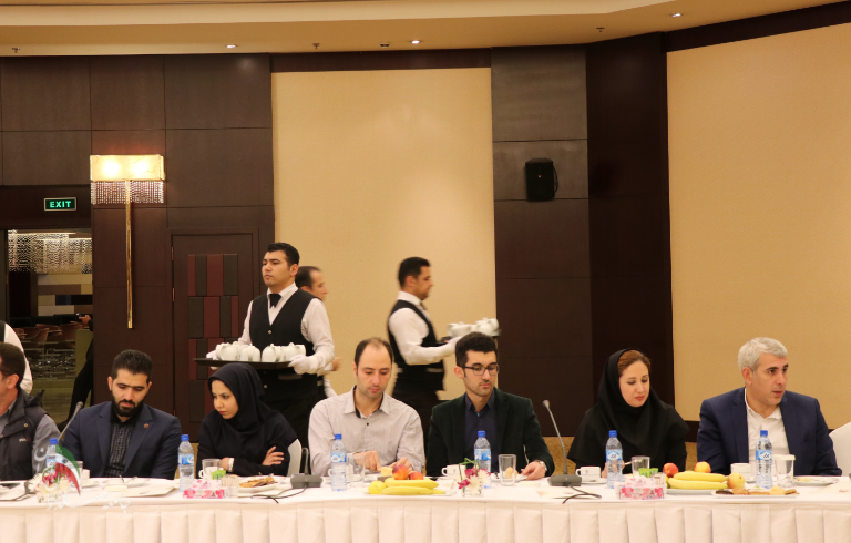 مراسم تجلیل از عوامل اجرایی نخستین همایش سراسری جامعه هتلداران ایران - تصویر 1