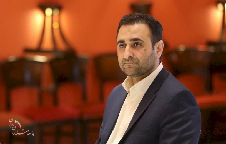 نشست جامعه هتلداران ایران با وزیر گردشگری در حاشیه مجمع عمومی - خرداد 1401 - تصویر 7